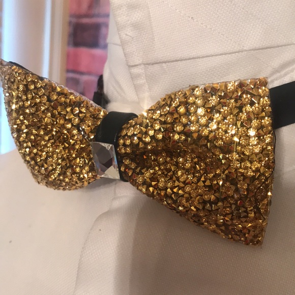 Sparkling Gold Crystal Bow Tie - Picture 6 of 15